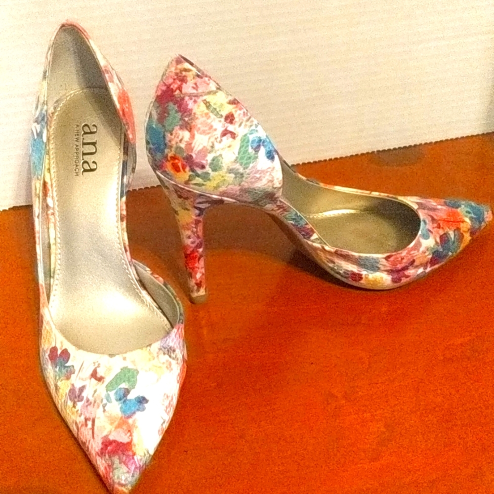 Women's heels